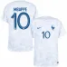 Le maillot d'extérieur de l'équipe nationale de France de Kylian Mbappé pour la Coupe du monde 2022 - Blanc