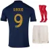 El conjunto de camiseta infantil de la selección nacional francesa de Olivier Giroud para la Copa del Mundo 2022 en local - Azul