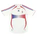 La maglia retro fuori casa della squadra nazionale francese nel 2006 - Bianca