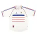 Das retro Auswärtstrikot der französischen Nationalmannschaft von Zinedine Zidane im Jahr 1998 - Weiß