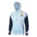 El traje deportivo con capucha y los pantalones de la selección nacional francesa para la temporada 2024/25 - blanco/azul.