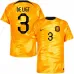 Le maillot domicile des Pays-Bas pour la Coupe du monde de football 2022 de De Ligt - orange