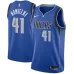 Dirk Nowitzki, Icon Bleu des Dallas Mavericks