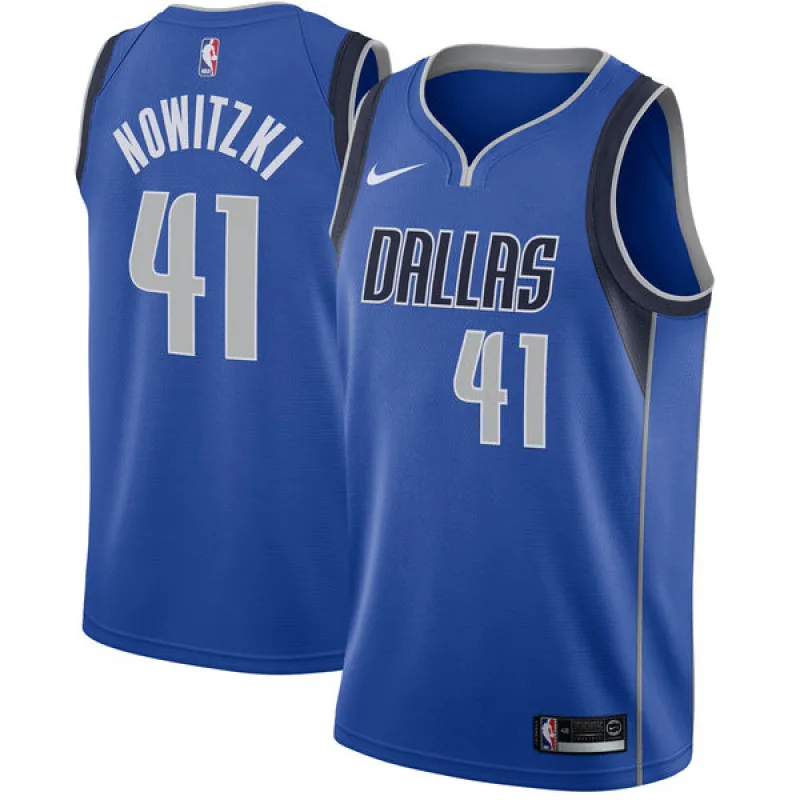 Dirk Nowitzki, Icon Bleu des Dallas Mavericks