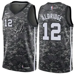 LaMarcus Aldridge. San Antonio Spurs. Edición de la ciudad. Gris