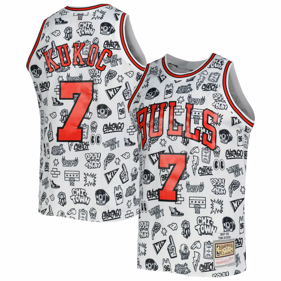 Toni Kukoč, Camiseta Swingman Doodle de los Hardwood Classics 1997/98 de los Chicago Bulls Mitchell & Ness - Blanco
