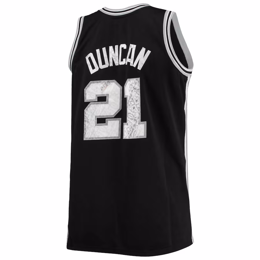 Tim Duncan, San Antonio Spurs, 1998/99, Édition Diamant du 75e Anniversaire de la NBA, Noir
